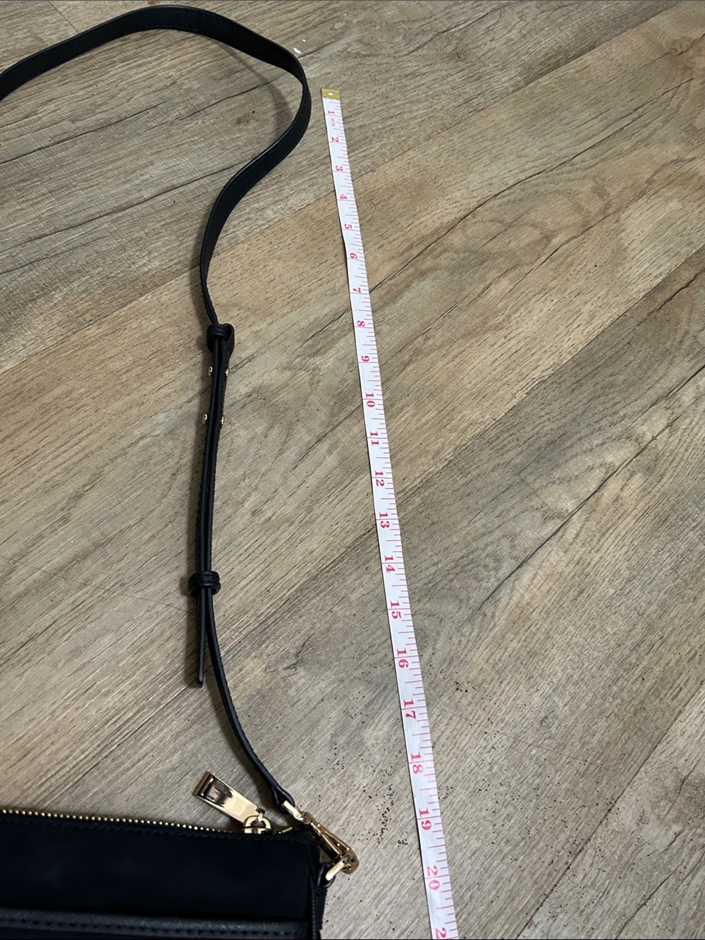 Michael Kors Black Crossbody Bag with Gold Hardware Accents - Picture 5 of 14